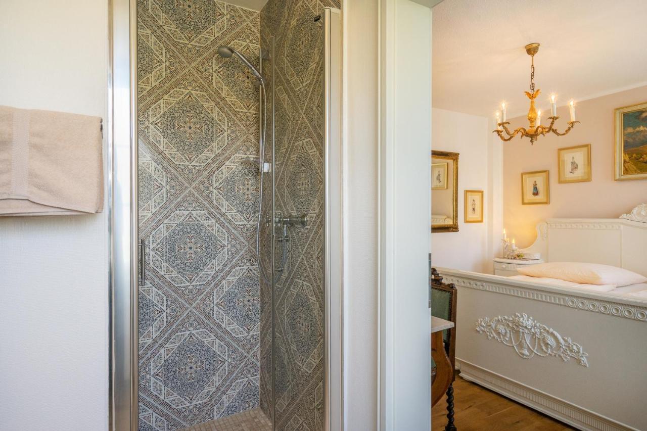 Romantisches Hotel Zur Post Броденбах Экстерьер фото