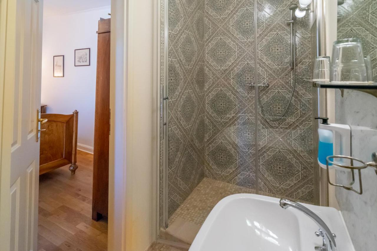 Romantisches Hotel Zur Post Броденбах Экстерьер фото